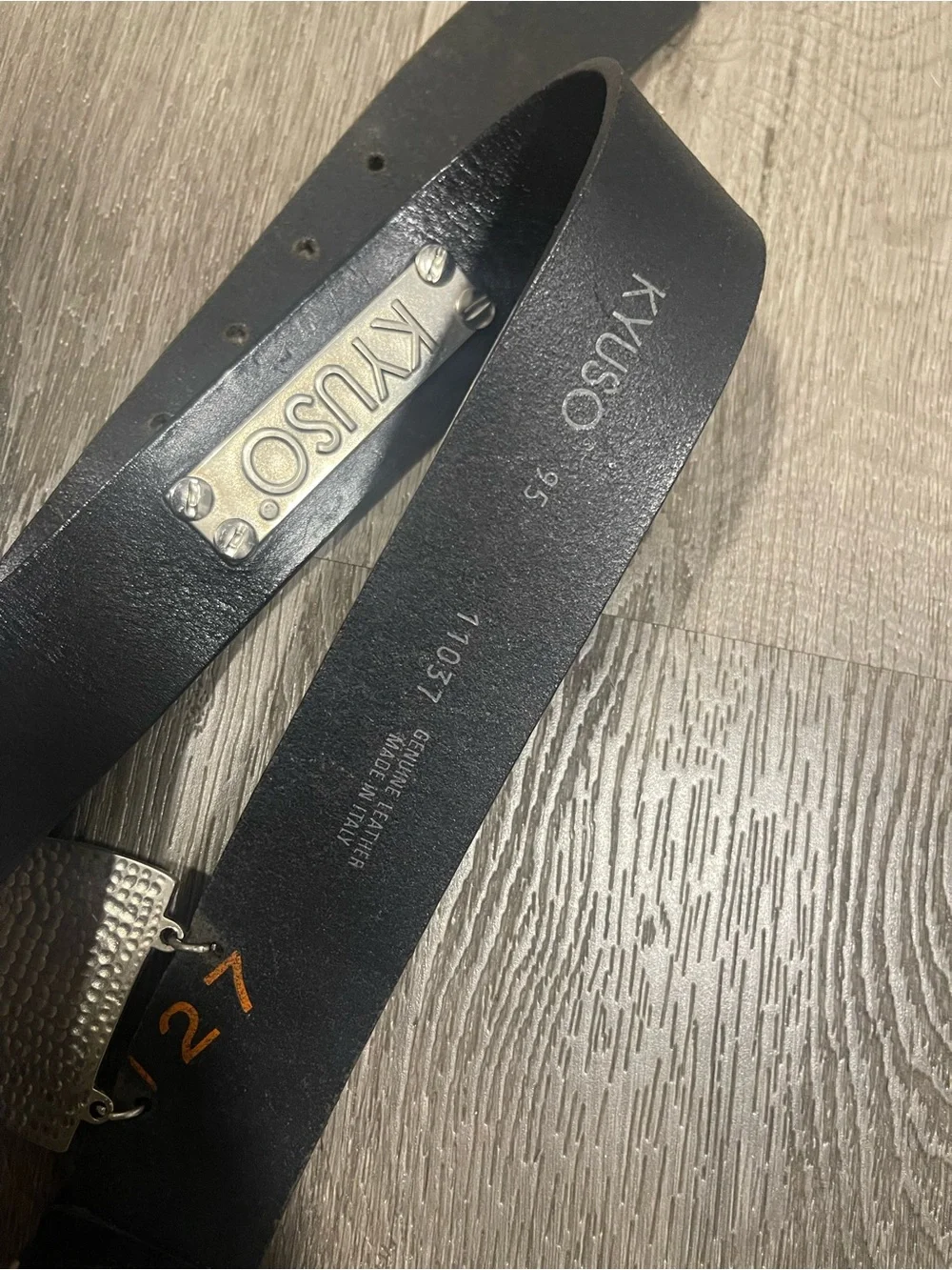 Kyuso Black Leather Men’s Belt with Silver Nameplate Accents by